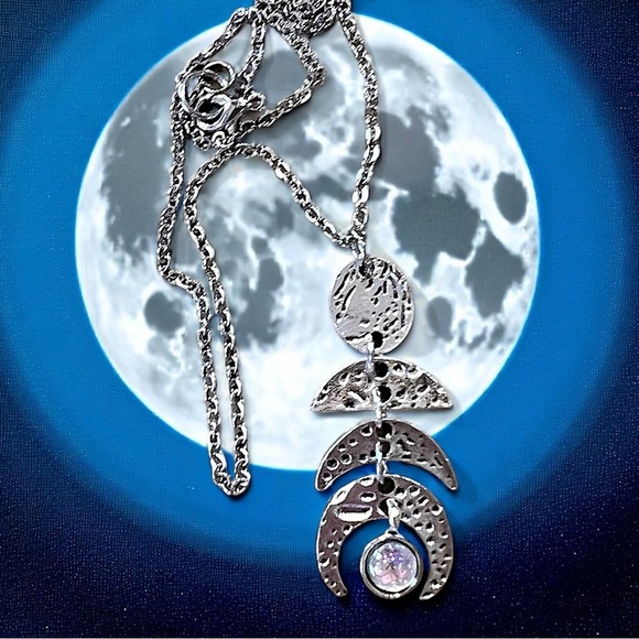 Silver toned Crescent Moon Phases Pendant Necklace Choker 15.5” - Picture 12 of 17